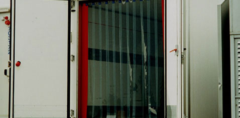 Porte a strisce in PVC